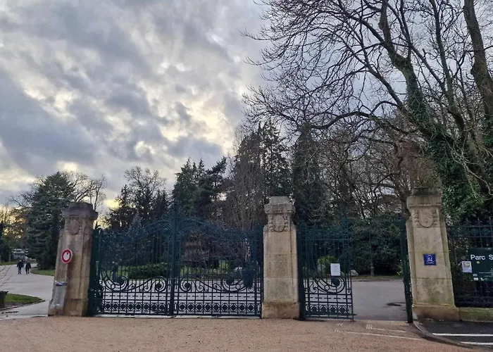 Frida T2 Avec Sa Terrasse By Unsejouranancy Fr Apartament